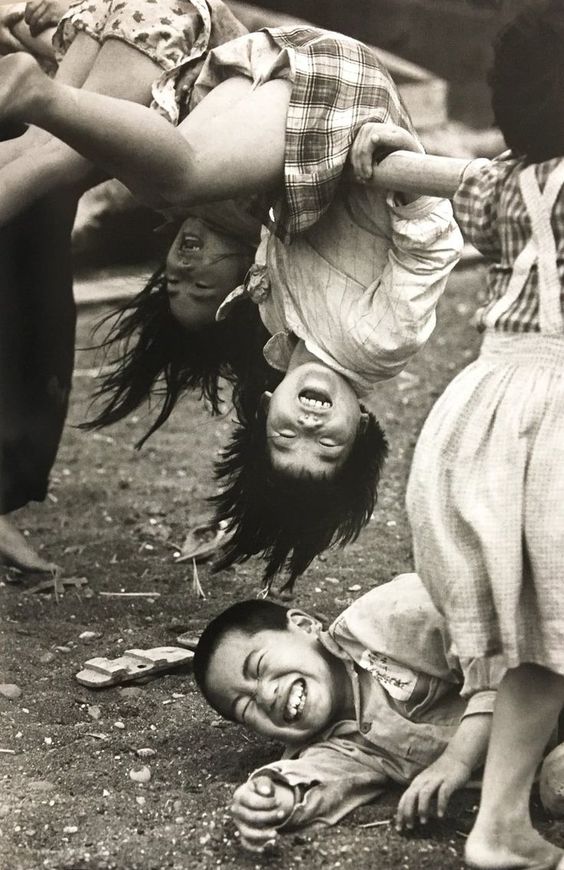 Children tumbling in 50s Japan